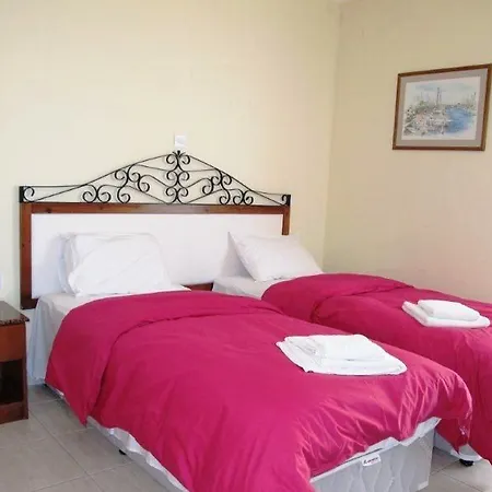Mackenzie & Aparment 3* Λάρνακα